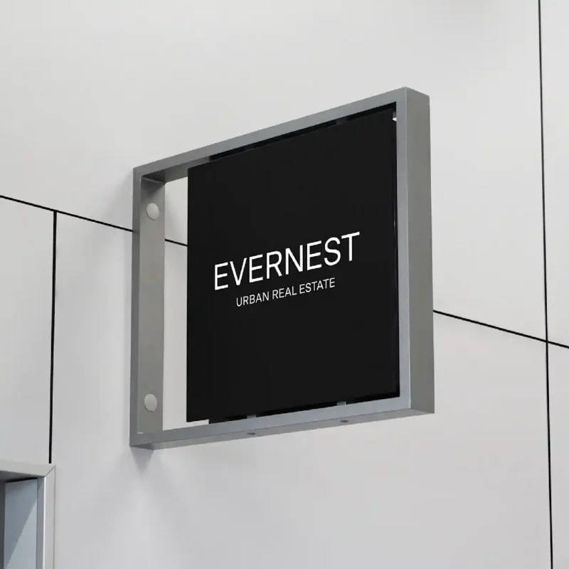 Showroom Schild Evernest